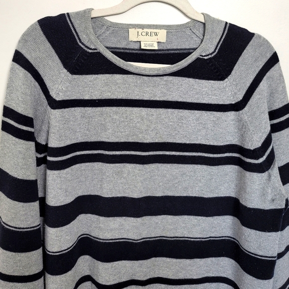 J.CREW Vintage Blue and Gray Crew Neck Sweater Size L - Picture 2 of 5